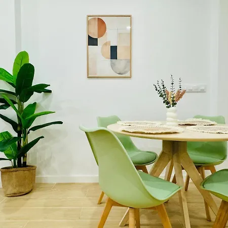 Flat A - Wide & Cool Flat Next To Historic Center Daire Valensiya